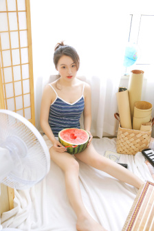 人妻